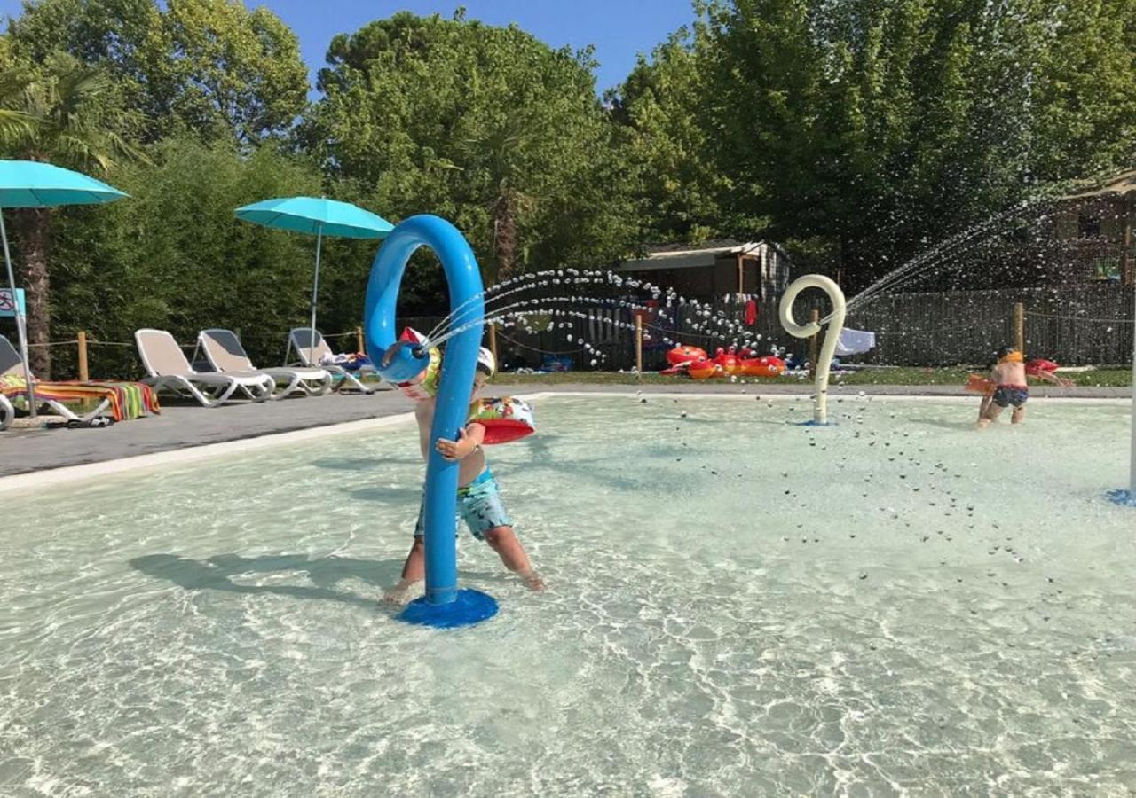 Camping Village Malibu Beach Τζεσόλο Λίντο Εξωτερικό φωτογραφία