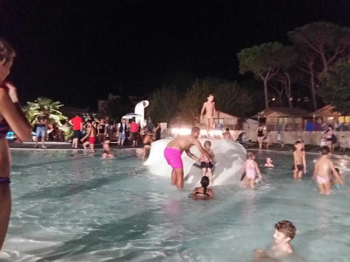Camping Village Malibu Beach Τζεσόλο Λίντο Εξωτερικό φωτογραφία